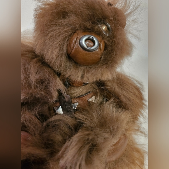 COACH X STAR WARS FURRY CHEWBACCA BROWN/METAL KEY/FOB CHAIN - Picture 3 of 4